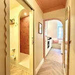 La Vue En Rose - Premium & Vue Unique Apartment *