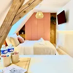 La Vue En Rose - Premium & Vue Unique Apartment