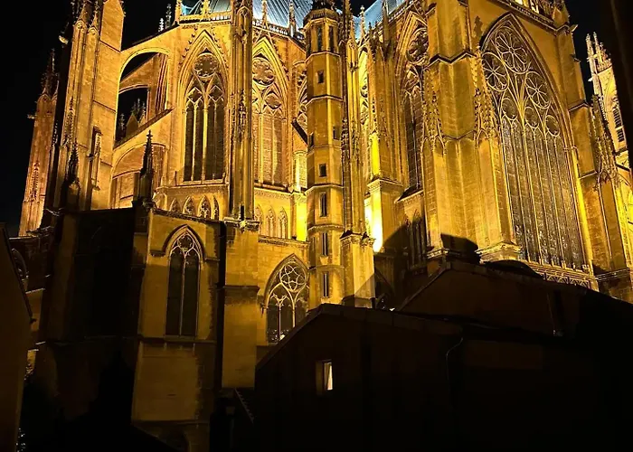 La Vue En Rose - Premium & Vue Unique Mety